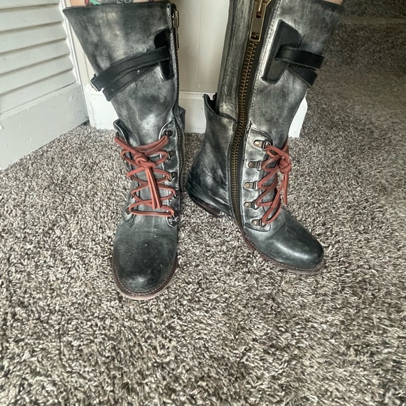 Freebird by Steven - Picture 3 of 3